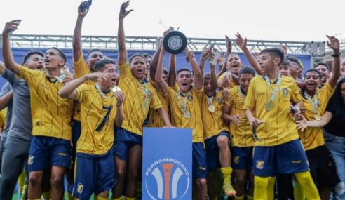 Retrô conquista título pernambucano sub-15