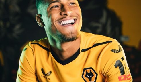 Wolverhampton anuncia acerto com João Gomes, ex-Flamengo