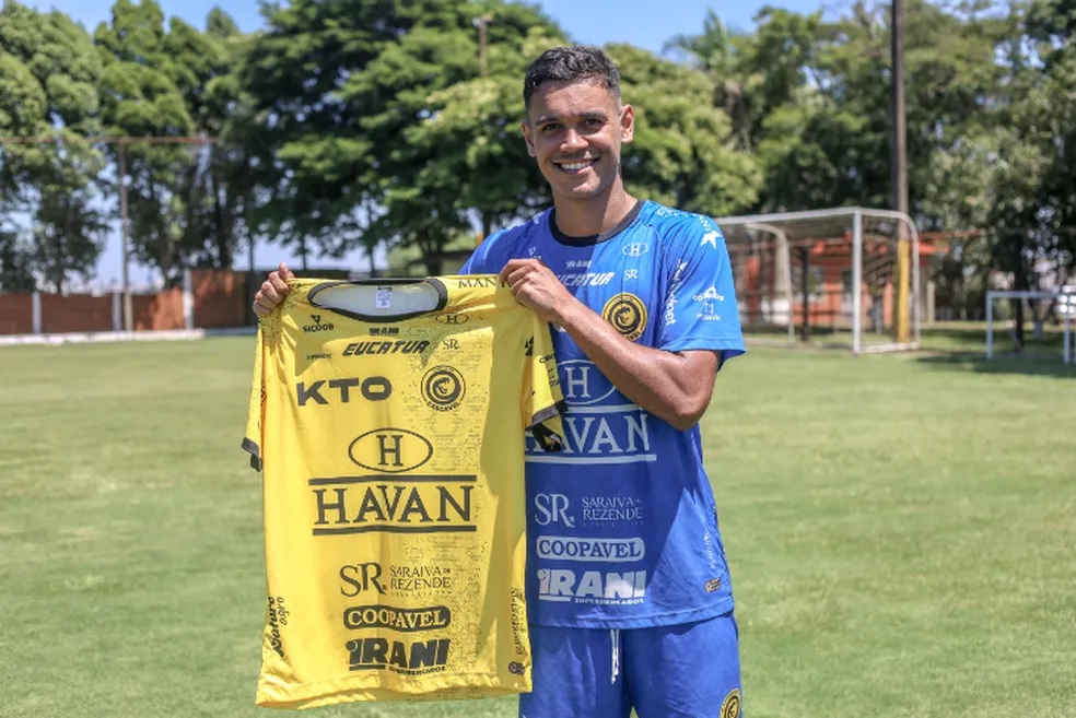 FC Cascavel traz atacante por empréstimo do Avaí