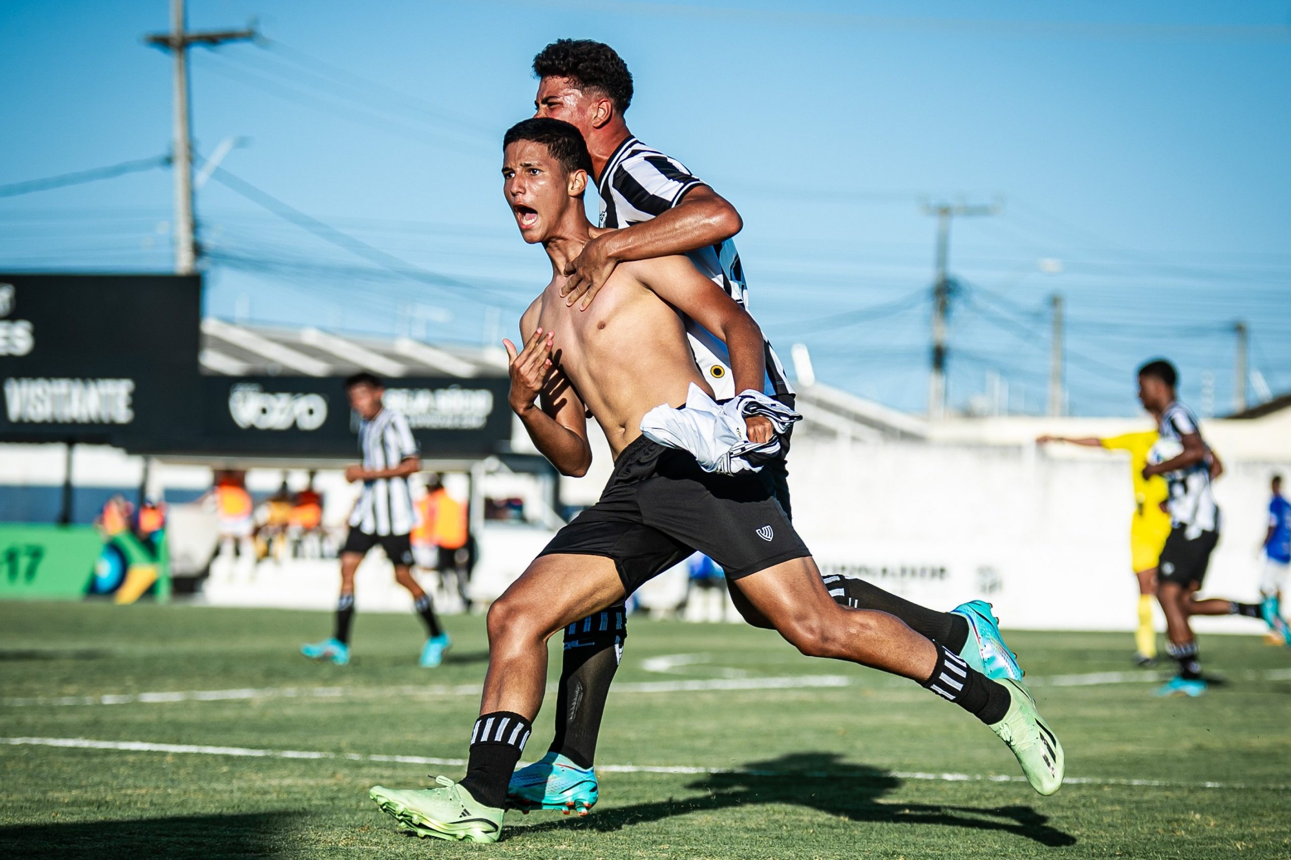 Ceará vence de virada nos acréscimos e vai à 2ª fase da Copa do Brasil Sub-17