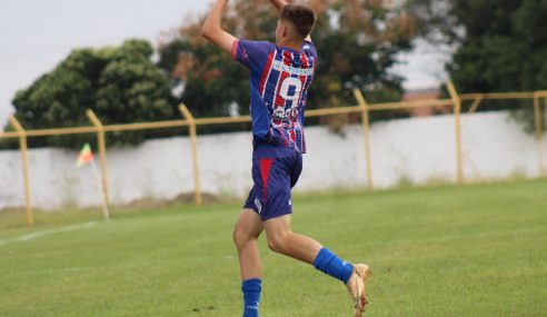 Grêmio São-Carlense vence dérbi em estreia no Paulista Sub-15