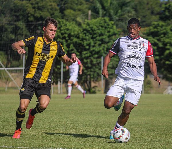 Criciúma empata, mas segue líder isolado do Catarinense Sub-20