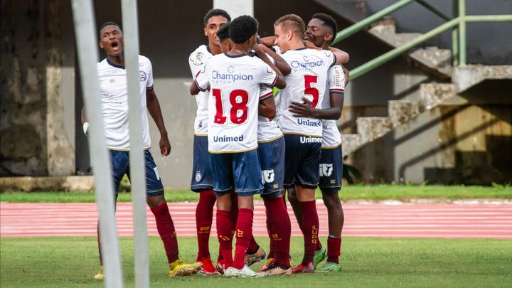 Bahia ganha a primeira e Vitória segue 100% no Baiano Sub-20