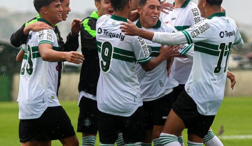 Coritiba ganha de virada jogo com sete gols pelo Paranaense Sub-20