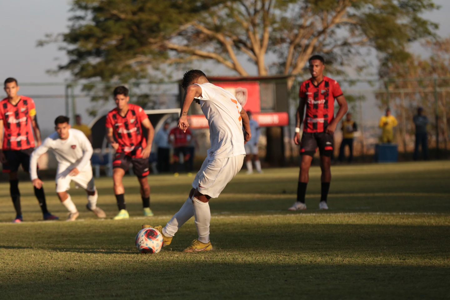 Desportivo Brasil bate Ituano e continua invicto no Paulista Sub-20