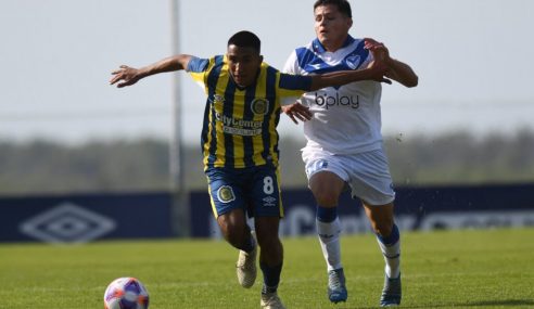 Vélez goleia fora de casa e permanece líder isolado do Argentino de Aspirantes