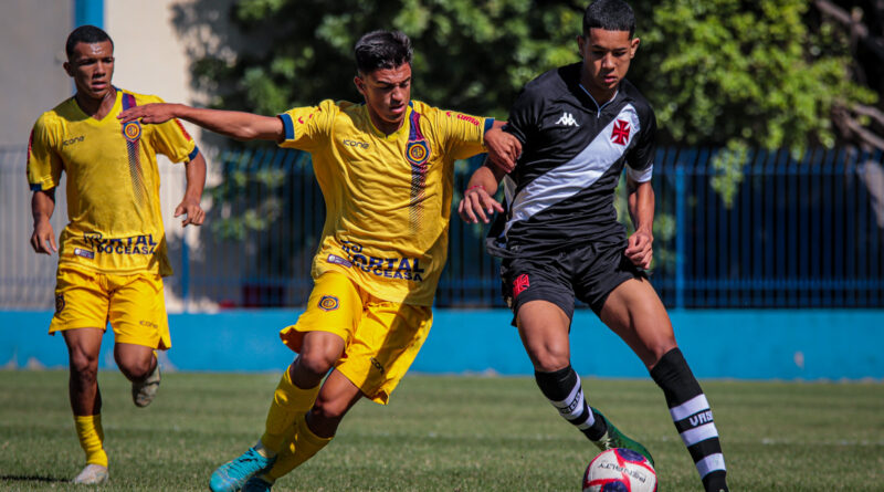 Copa Rio Sub-17 define os clássicos da fase semifinal