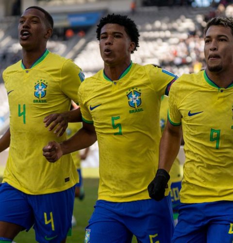 Brasil goleia e vai às quartas da Copa do Mundo Sub-20