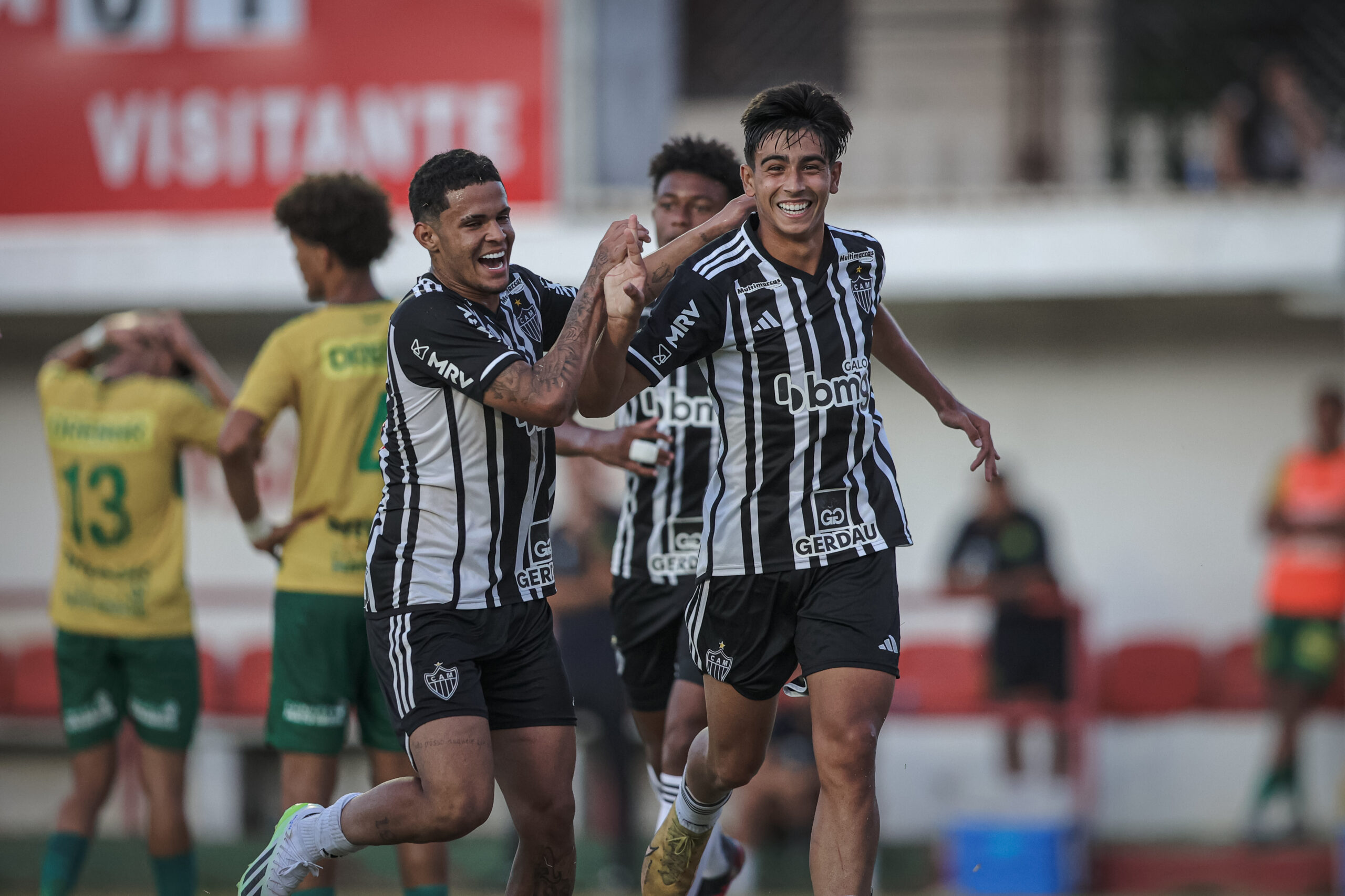 Atlético-MG vira sobre o Cuiabá e sobe para terceiro no Brasileiro Sub-17