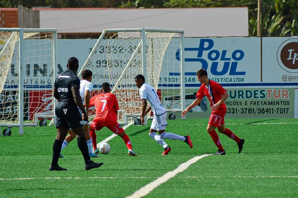 Boston City marca nos acréscimos e vence o Cruzeiro pelo Mineiro Sub-20