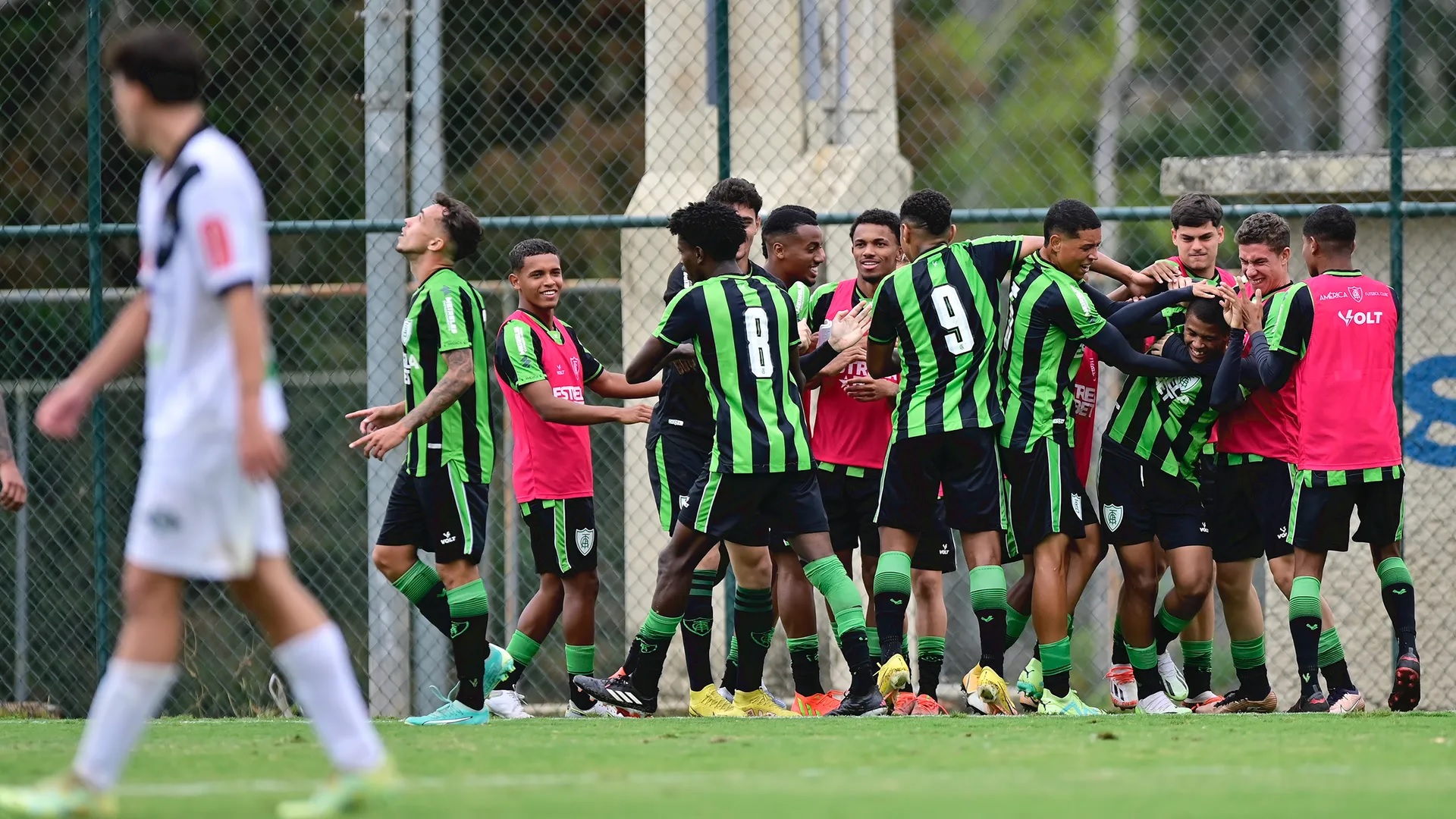 América-MG faz 6 a 0 no Mixto, pela Copa do Brasil Sub-20