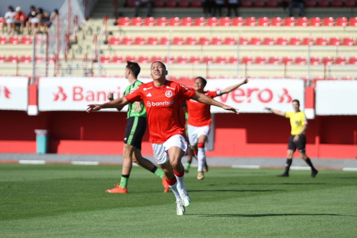 Inter cede empate nos acréscimos, em casa, pelo Brasileiro Sub-17