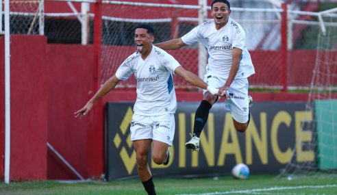 Grêmio não toma conhecimento do Atlético-MG no Sub-20