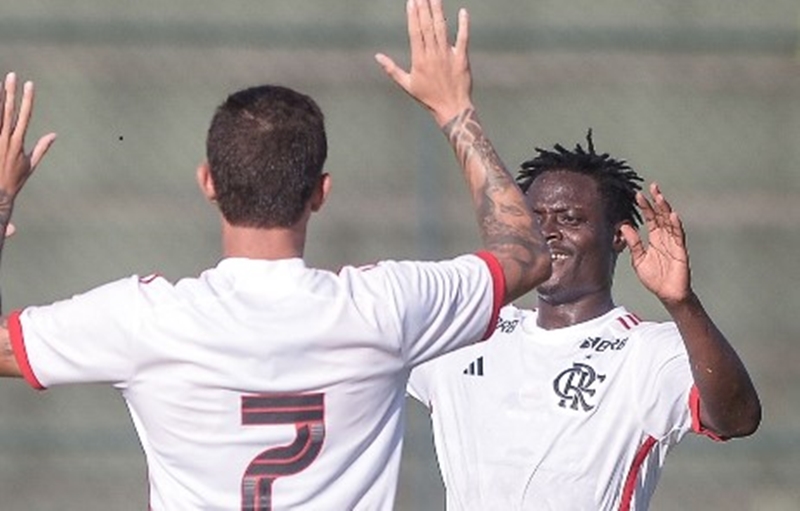 Flamengo vence Bahia e entra no G-8 do Brasileiro Sub-20