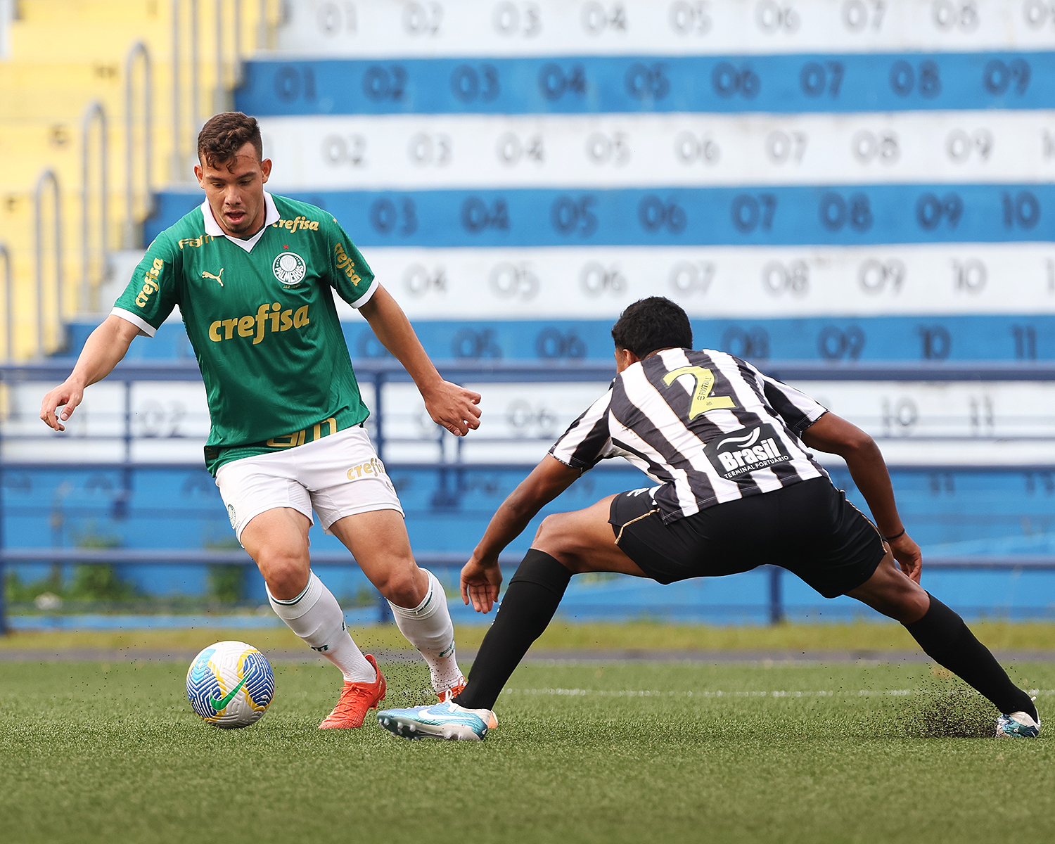 Líder Palmeiras vence o Santos pelo Brasileiro Sub-20