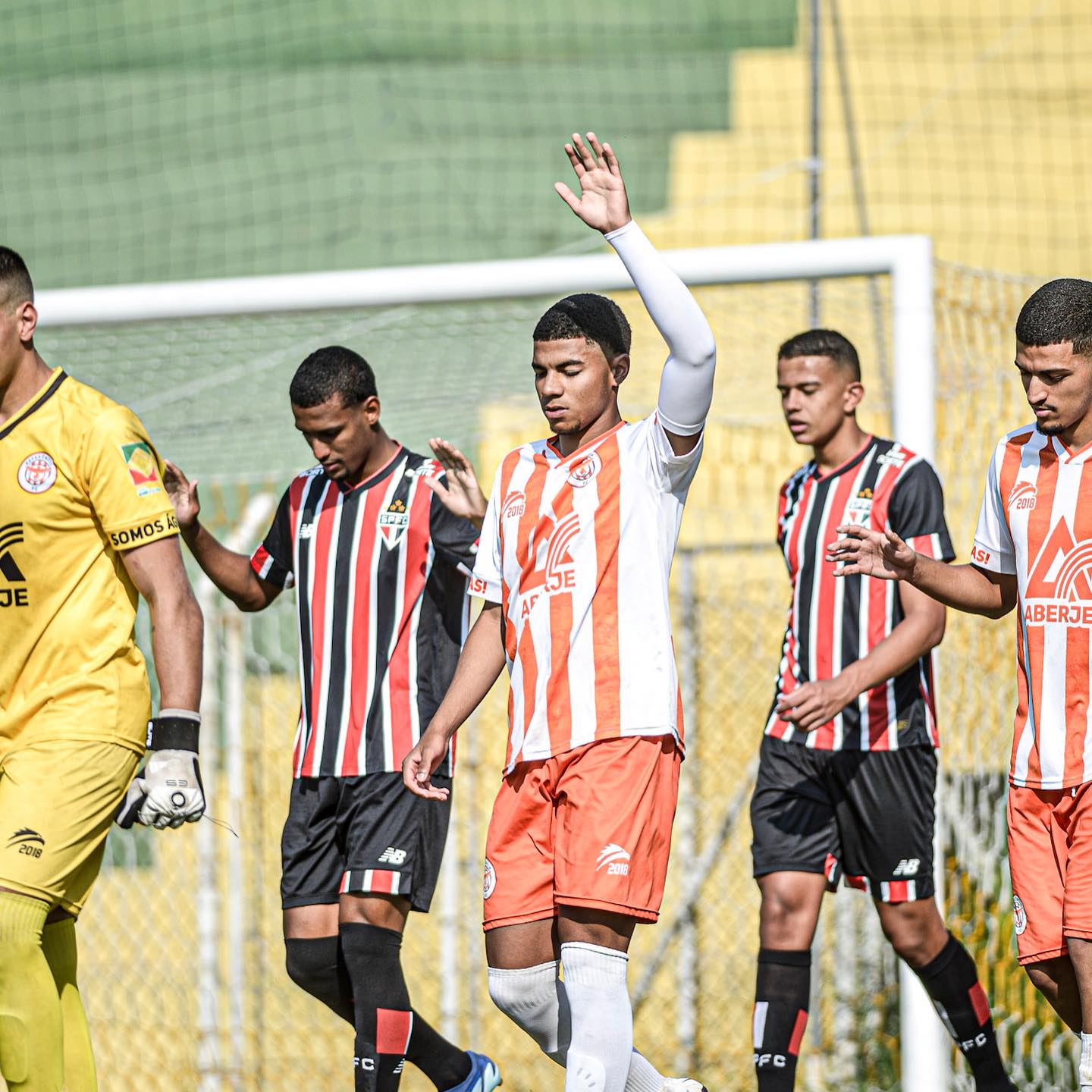 São Paulo vence fora de casa em estreia na 3ª fase do Paulista Sub-20