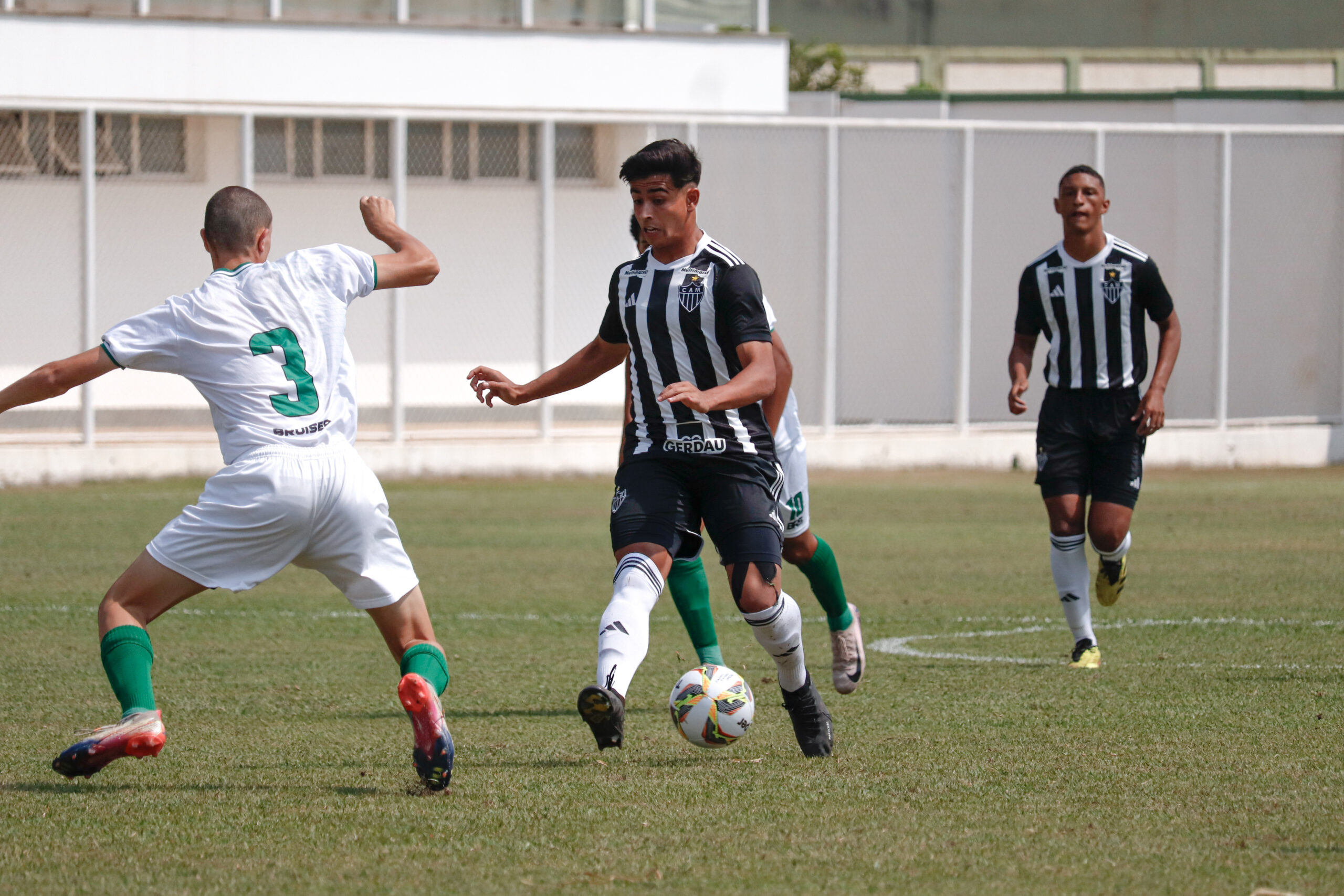 Atlético é o primeiro finalista do Mineiro Sub-20