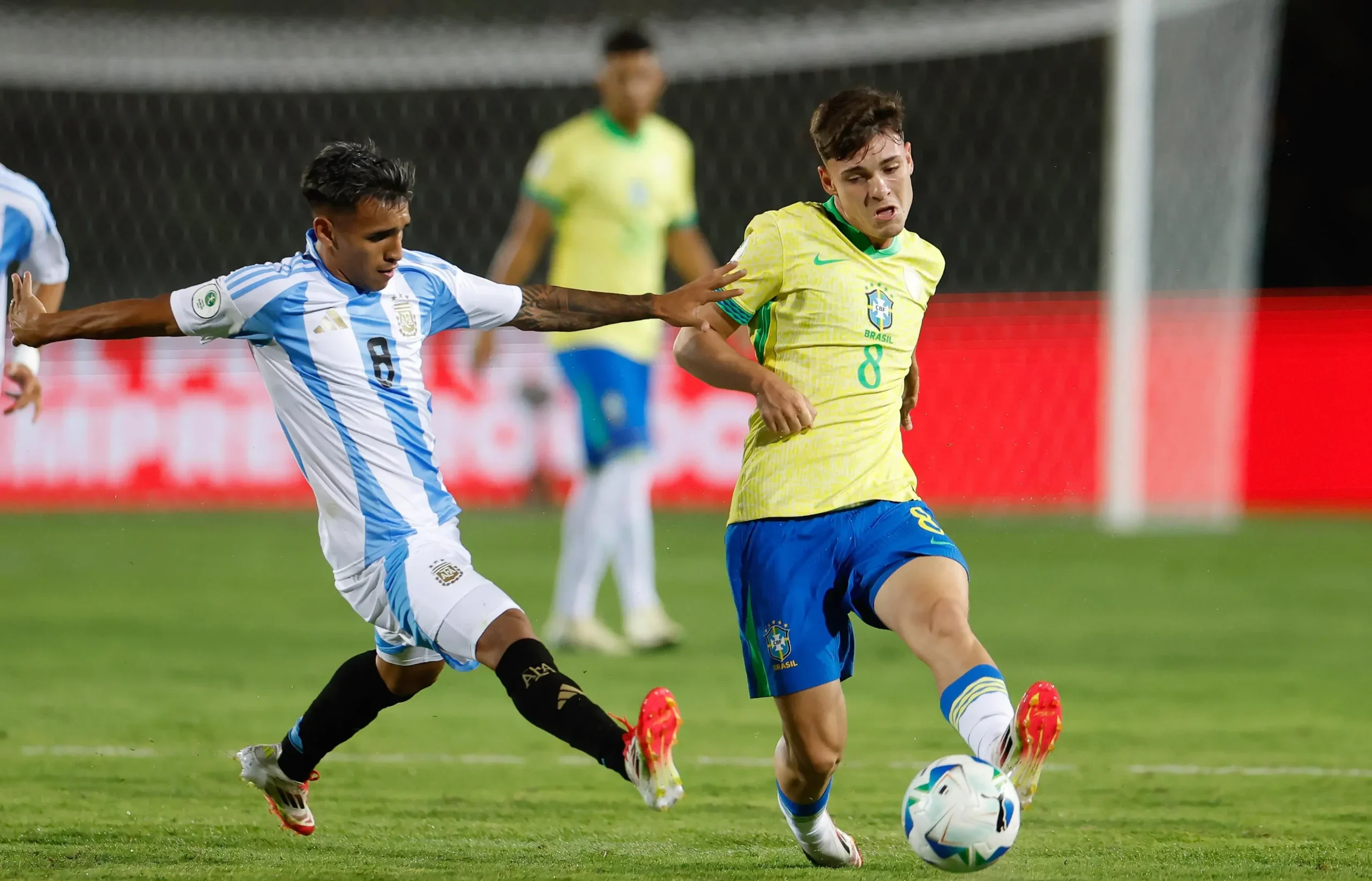 Brasil estreia no Sul-Americano Sub-20 com derrota histórica para a Argentina