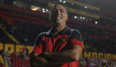 Sport anuncia Raphael Bahia, ex-Flamengo, como técnico do sub-20