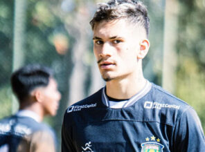 Vinicius Gouveia é nomeado Embaixador do Portal Brazuca; conheça a história do goleiro