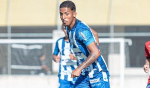 Com raízes fortes, João Vyctor representa a nova geração de talentos do CSA