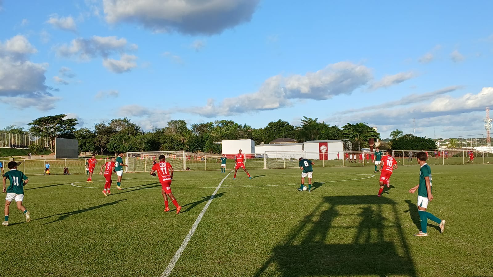 Goiás goleia Vila Nova na ida das quartas de final do Goiano Sub-17