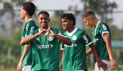 Palmeiras goleia e segue 100% no Paulista Sub-20