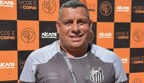 Treinador exalta geração 2011/2012 do Santos após título da Alcans Cup