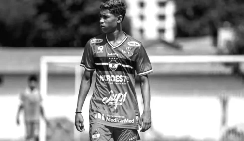 Atleta das categorias de base do River-PI é assassinado em escola