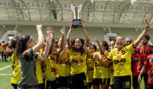 R4 conquista bicampeonato da Copa Manjadinho Feminino Sub-15 Cariri