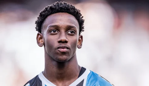 Shakhtar Donetsk sonda Gabriel Mec, joia do Grêmio