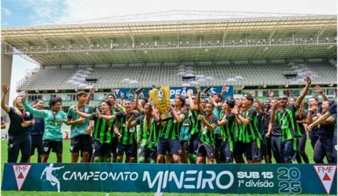América-MG goleia e conquista Mineiro Sub-15 após 14 anos