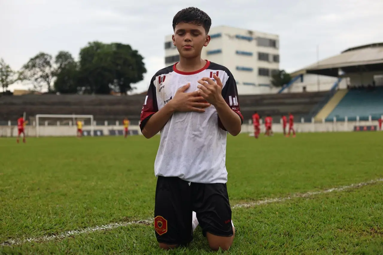 Julio Cezar é um menino de Fé (Foto: União Paulista)