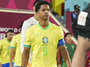 Dirigente do Sport confirma propostas por Zé Lucas