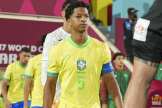 Dirigente do Sport confirma propostas por Zé Lucas