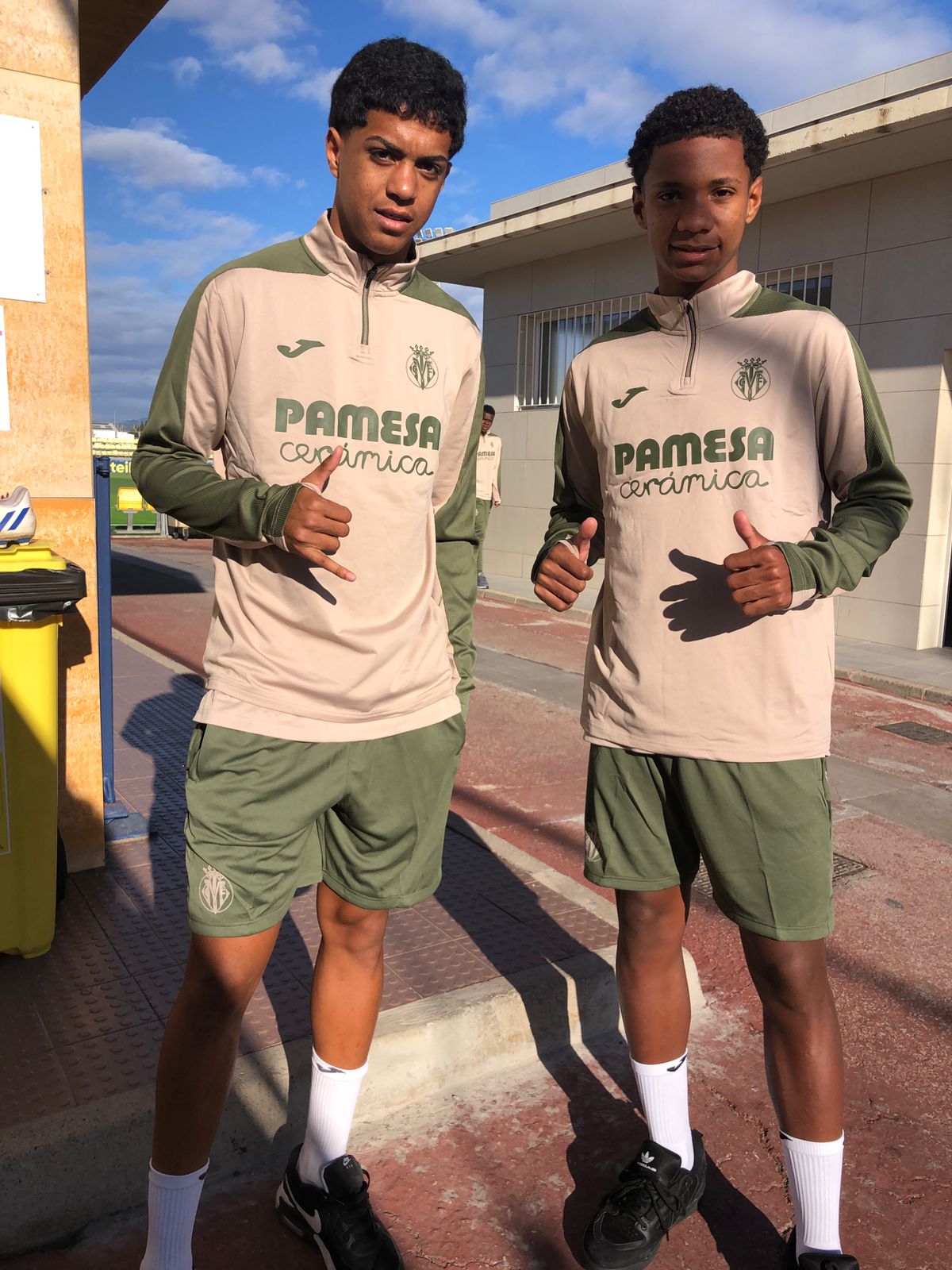 Jovens brasileiros já estão em território espanhol (Foto: Ascom/RFC)