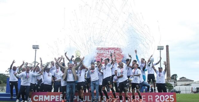 Santos busca empate com o São Paulo e ganha Paulistão Sub-20 nos pênaltis