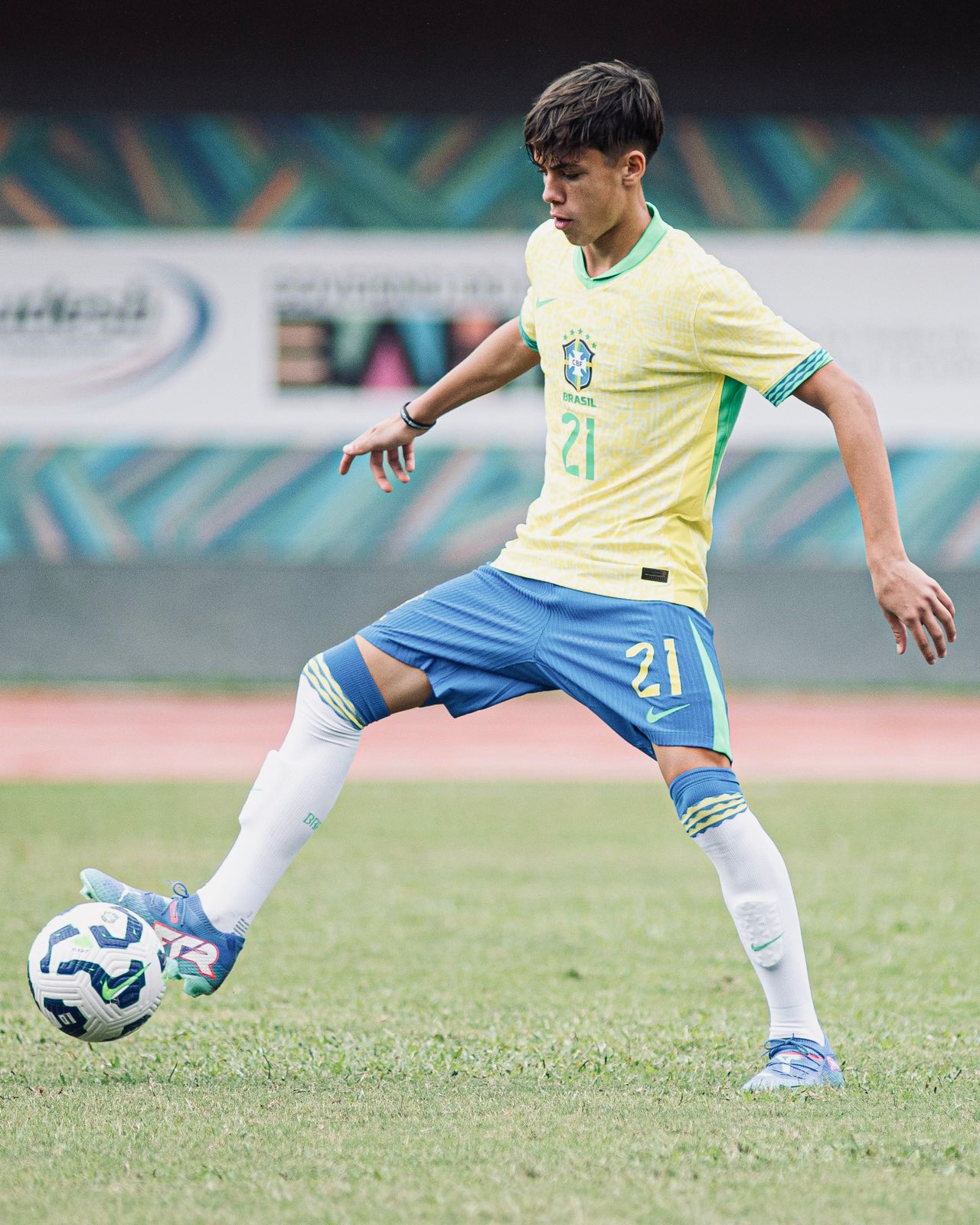 Agenciado pela M2 Sports, Nando Lima, do sub-15 do Avaí/SC, também veste a camisa da seleção brasileira (Foto: Arquivo Pessoal)