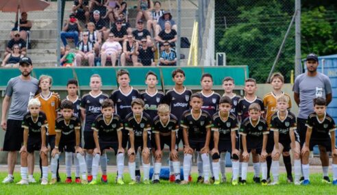 1992 Clube conquista título inédito do Sub-11 na Liga Regional