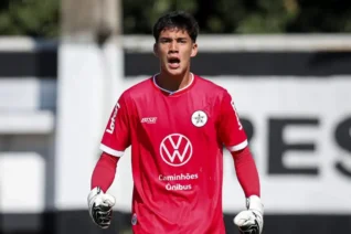Goleiro Artur Alves, destaque do Resende, é negociado com o Bahia