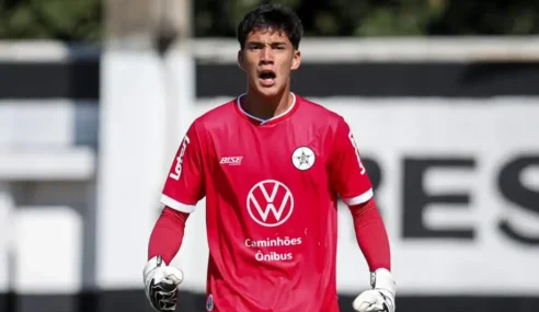 Goleiro Artur Alves, destaque do Resende, é negociado com o Bahia