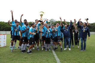 Grêmio reverte vantagem do Athletico-PR e fatura Copa Sul Sub-15