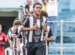 Mais um: Resende negocia volante Jefferson Matias com o Fluminense