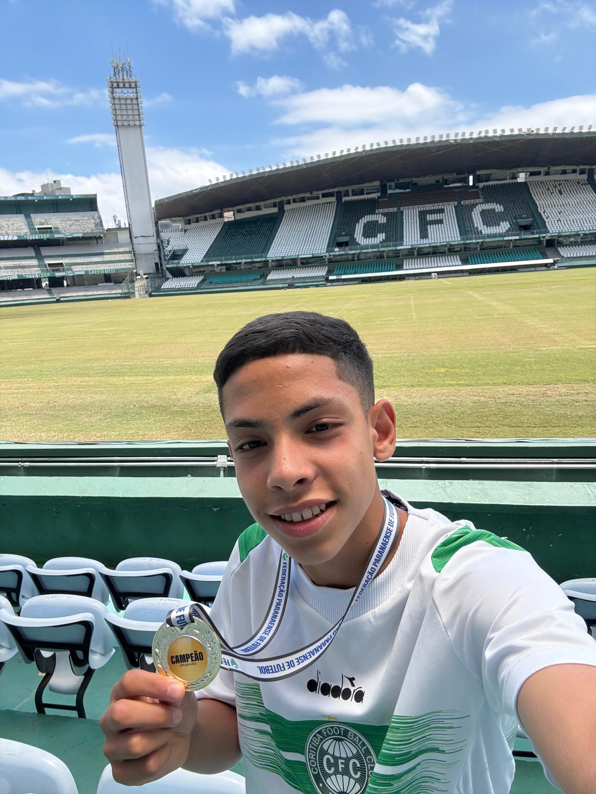 Arthur tem quatro anos na base do Coxa (Foto: Arquivo Pessoal)