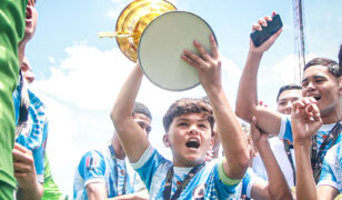 Julio Cezar chega ao quarto título da Copa Bandeirante e vive momento de afirmação na base