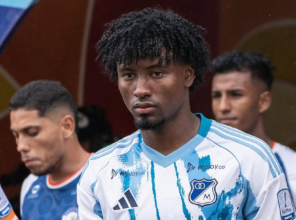 Botafogo fecha contratação de lateral colombiano para o sub-20