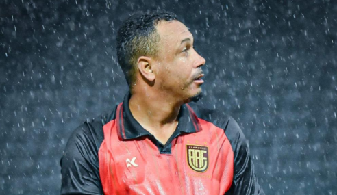 Flamengo de Guarulhos renova com técnico do sub-20 e anuncia nome para o sub-15