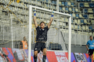 Nos pênaltis, Fluminense vai à terceira fase da Copinha