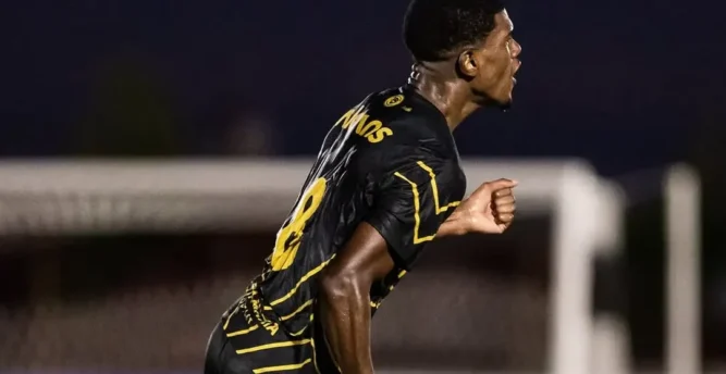 “Parecia videogame”: a história de superação de Breno Cristian, destaque do I9 FC na Copinha