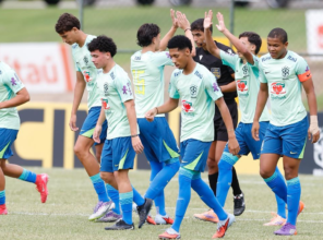 Seleção Brasileira Sub-16 faz jogo-treino contra o sub-20 do Meia Noite